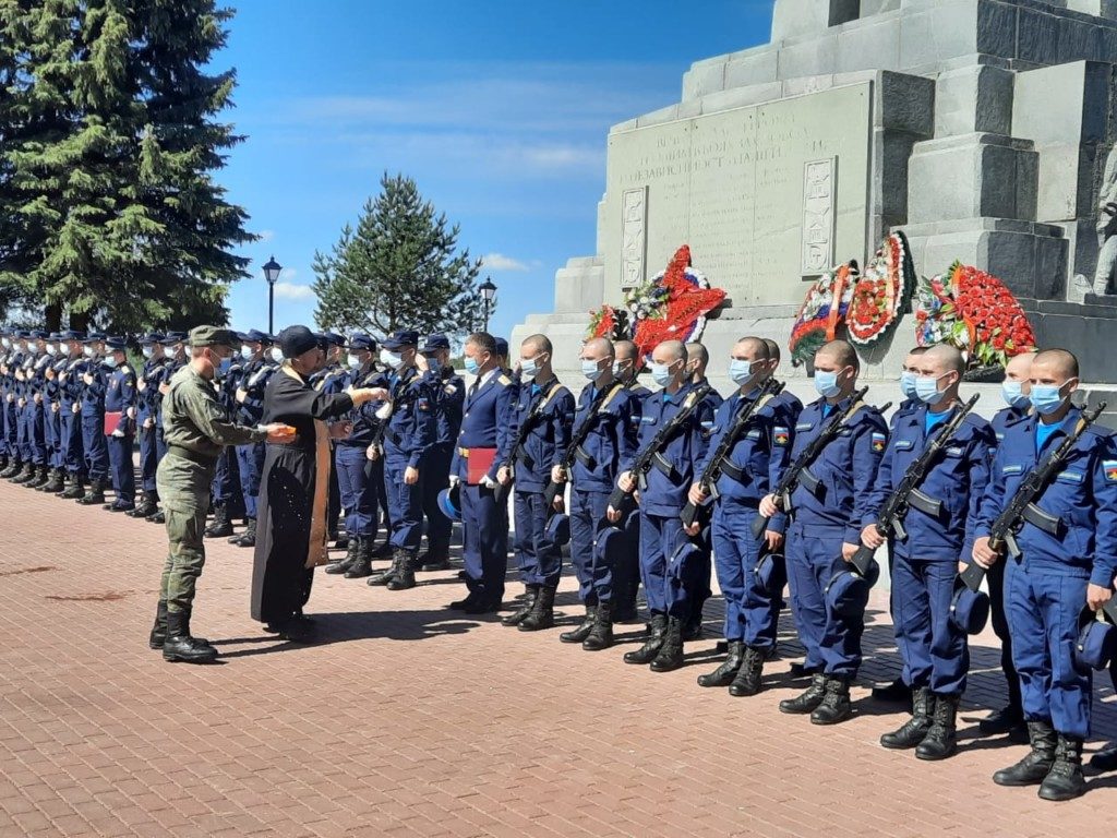 Принятие присяги на верность Родине