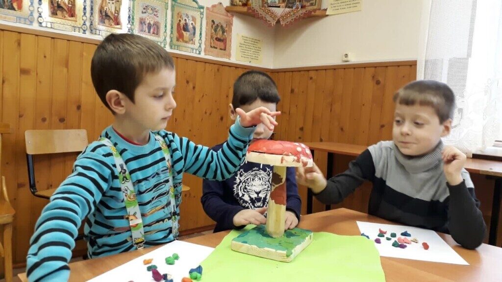 МИР, СОЗДАННЫЙ БОГОМ-ТВОРЦОМ!