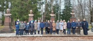 Экскурсия в музей клуба офицеров