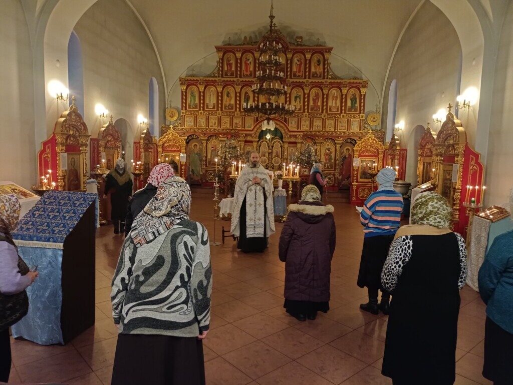 МОЛЕБЕН НА НОВЫЙ ГОД