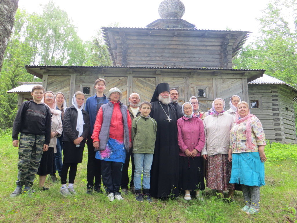 Паломничество на остров Божье дело, храм Святой Живоначальной Троицы.