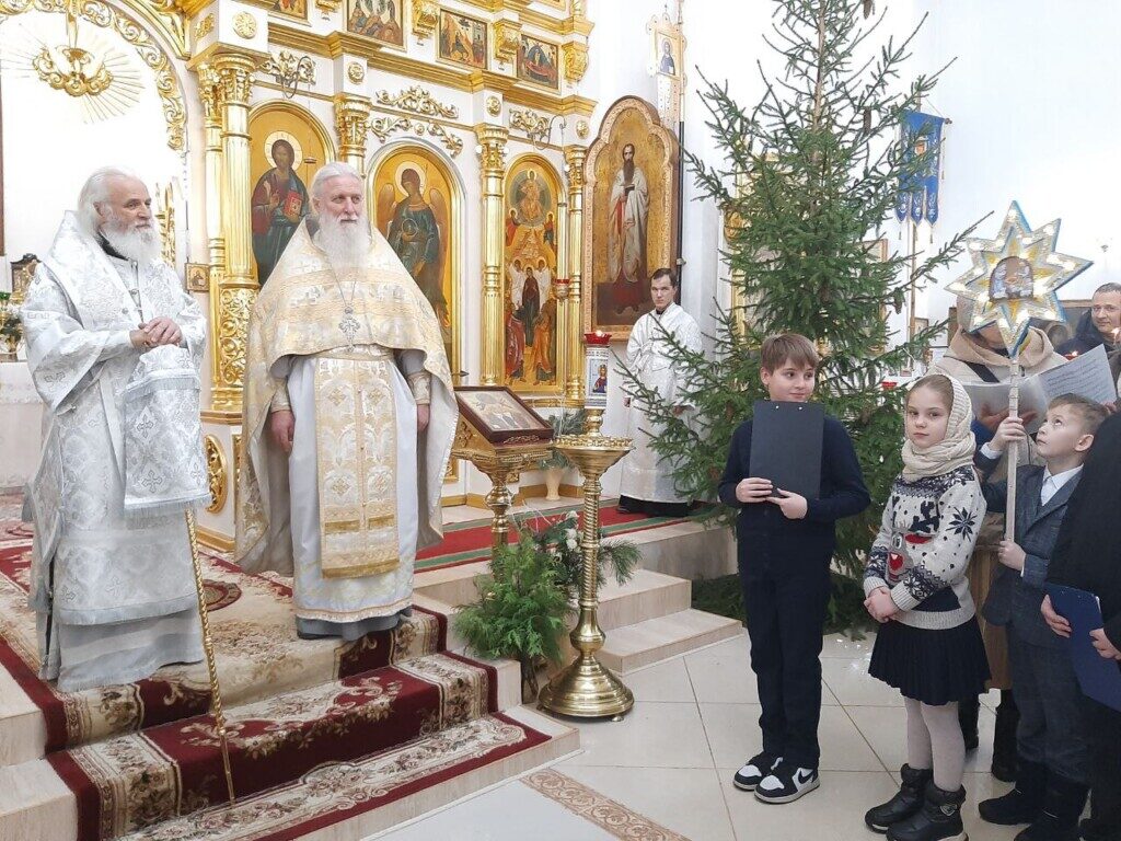 Архиерейское богослужение в праздник Собора Пресвятой Богородицы