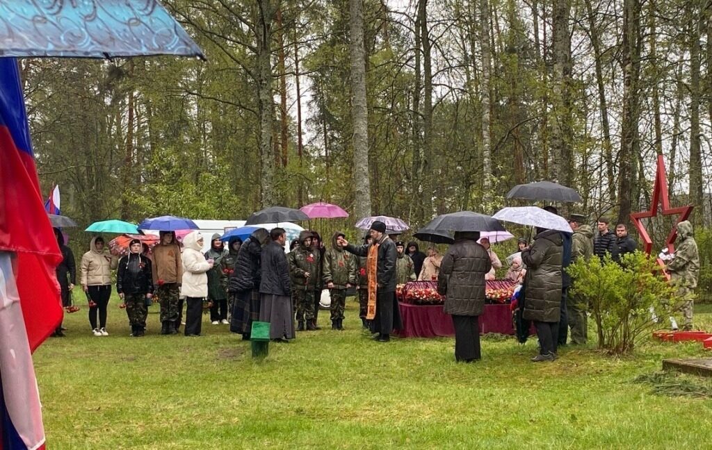 Перезахоронение в поселке Плоскошь