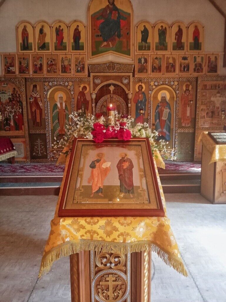 Празднование славных и всехвальных первоверховных апостолов Петра и Павла.