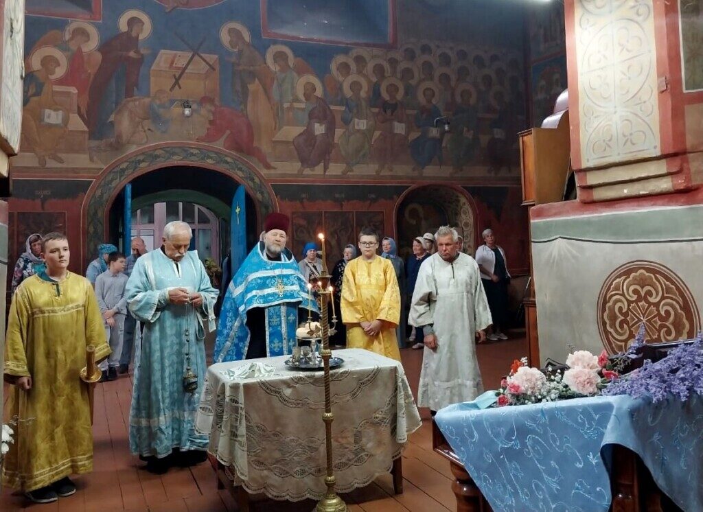 Престольный праздник в Казанской церкви