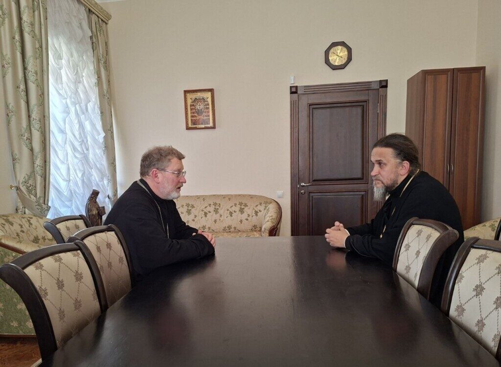 Епископ Силуан провёл совещание с благочинным Зубцовского округа иереем Александром Фёдоровым.