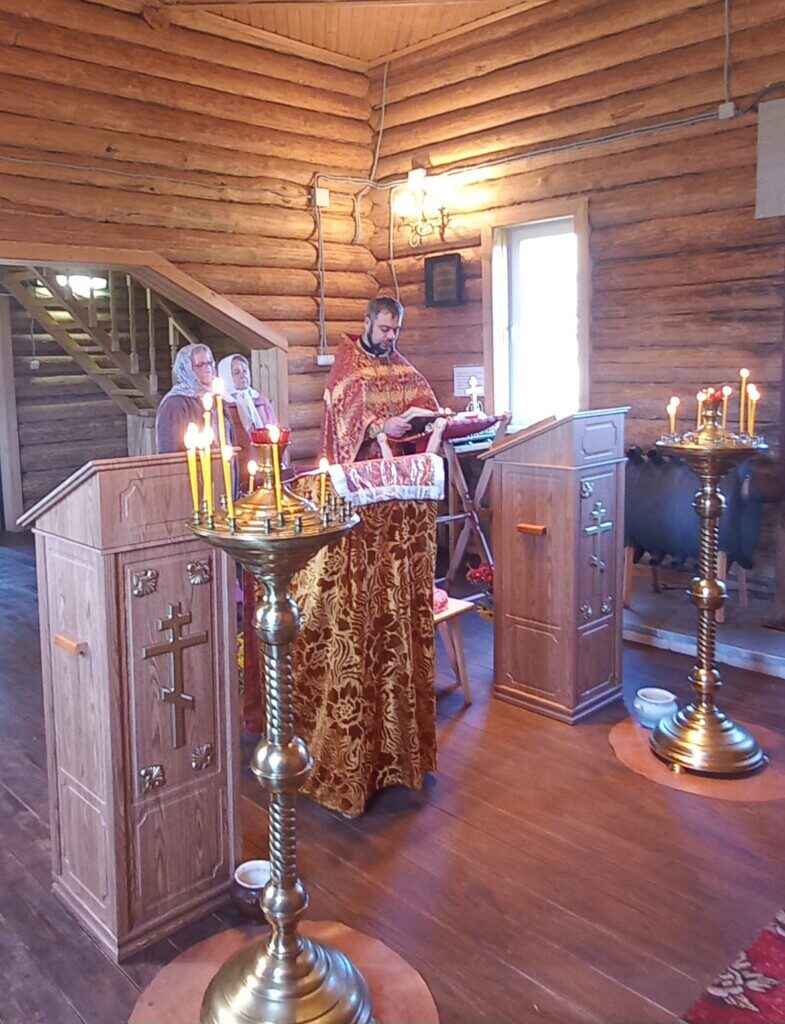 Праздничная литургия в день Александра Невского