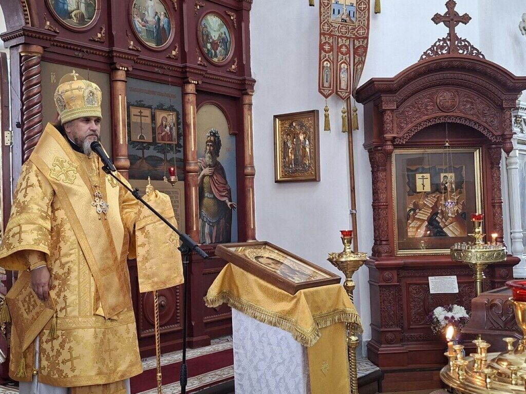 Архиерейское богослужение в Неделю 18-ую по Пятидесятнице