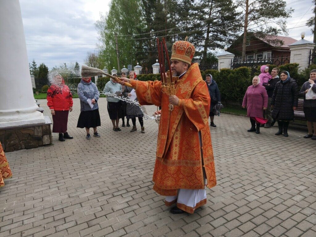Архиерейское богослужение в Неделю о самаряныне. ПОДРОБНЕЕ…