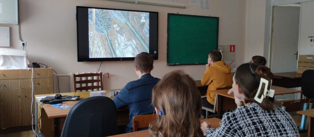 В Щеколдинской школе прошли занятия, посвященные Дню славянской культуры и письме. ПОДРОБНЕЕ…
