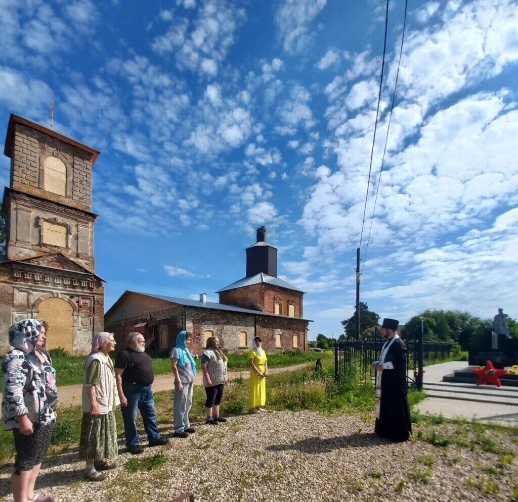 В Андреапольском округе совершена молитва у стен старинного храма. ПОДРОБНЕЕ…